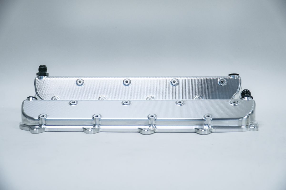 LT1/ LT4 Billet Valve Covers Clears 2650 and Port Injection plates.